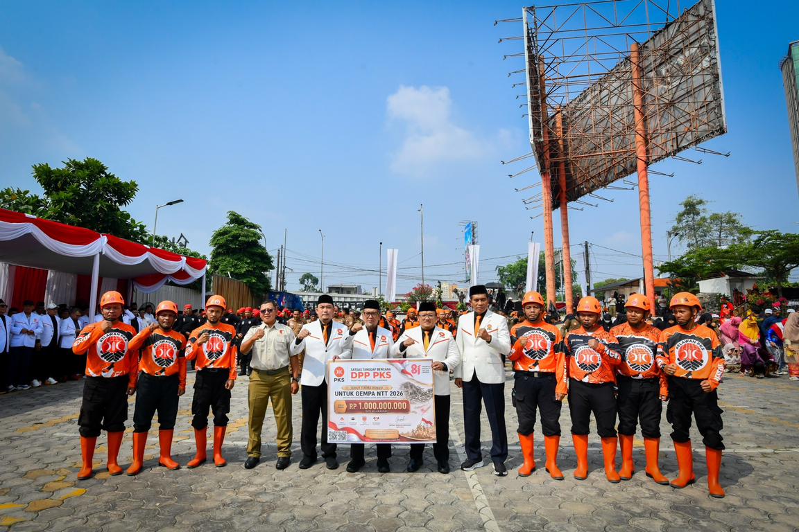 Potong Gaji Aleg DPR RI, PKS Salurkan Rp1 Miliar untuk Korban Gempa NTT